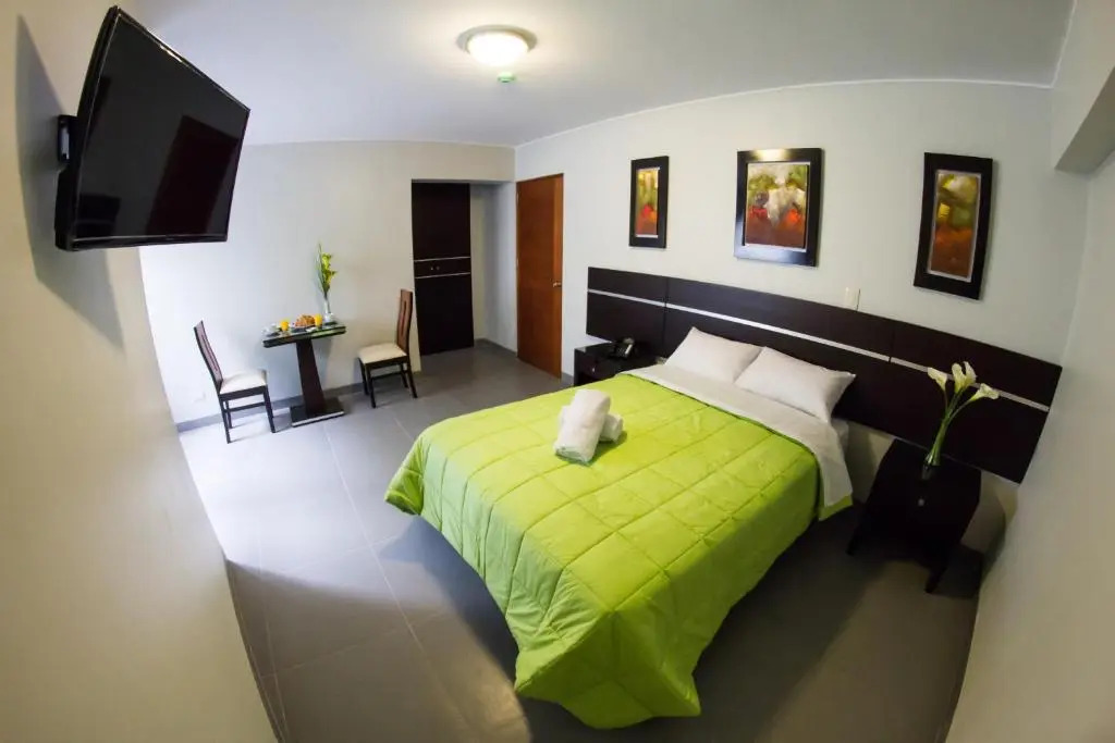 Mariategui Hotel & Suites