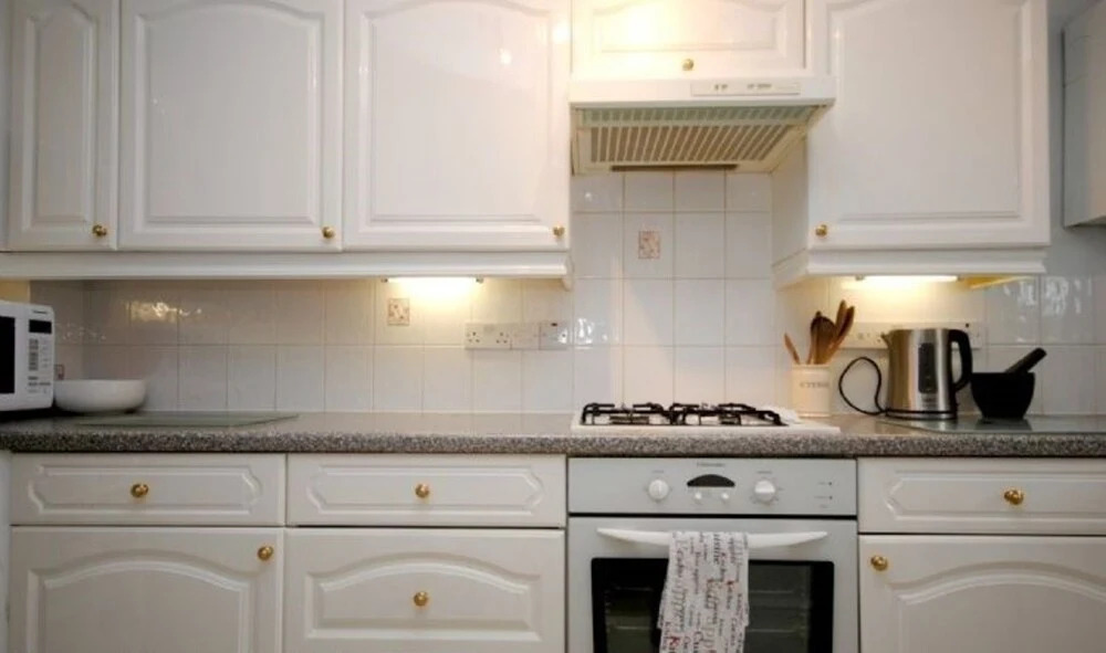 Oak Tree Cottage, Chichester 402120