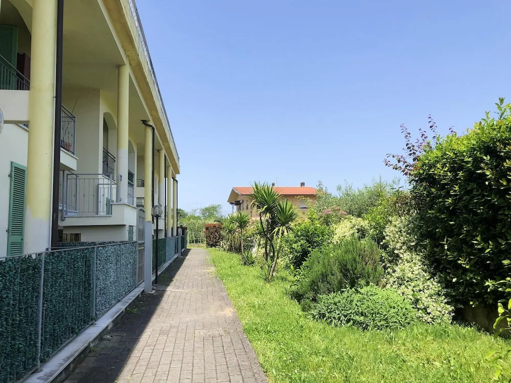 Apartment With 2 Bedrooms in Borghetto melara, With Wonderful Mountain View and Furnished GardenNear the Beach