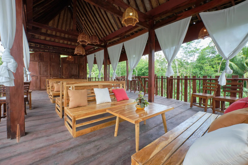 OYO 2519 Mayang Garini