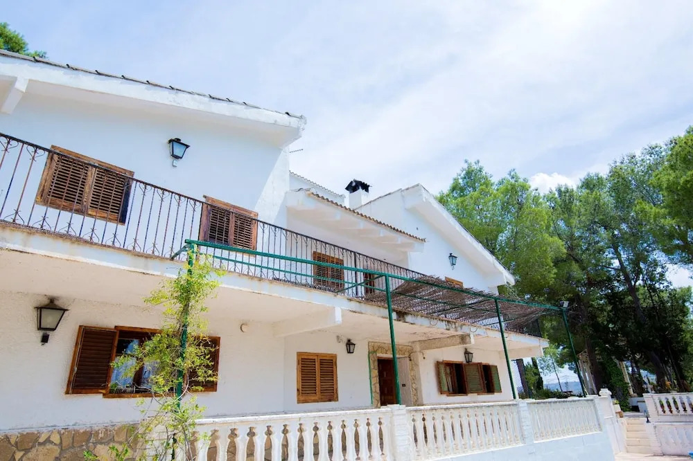 Villa With 5 Bedrooms in Chulilla, With Wonderful Mountain View, Priva