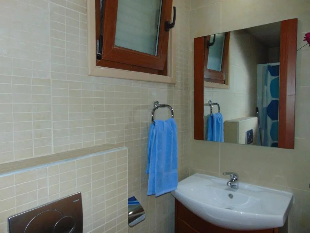 Ithaki Phinikoudes Apartment No. 107