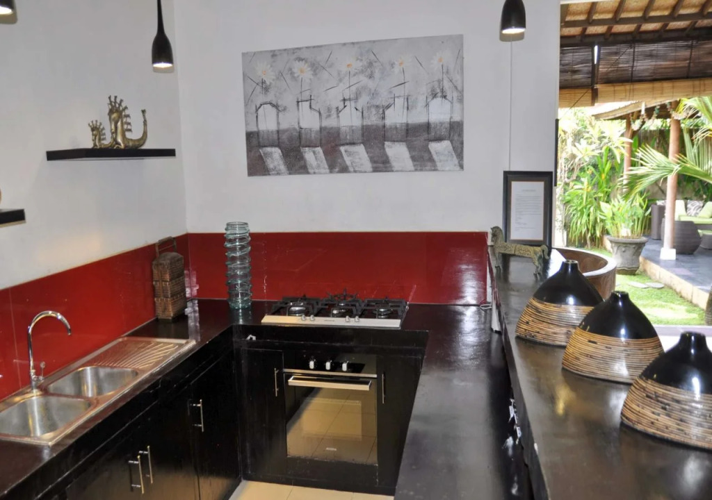 Villa Bali Caviar
