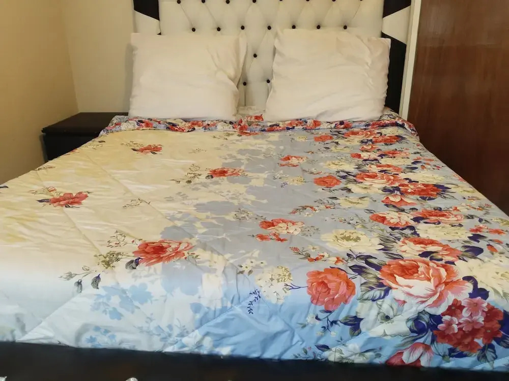 JM TOURS & SAFARIS GUEST House