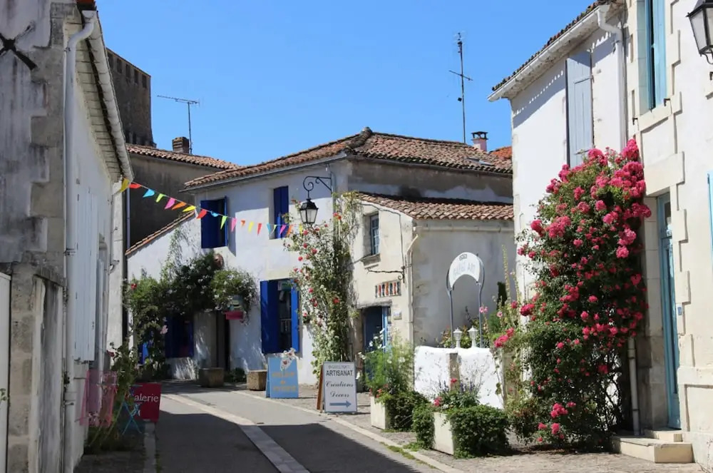 Apartment With one Bedroom in Royan - 800 m From the Beach