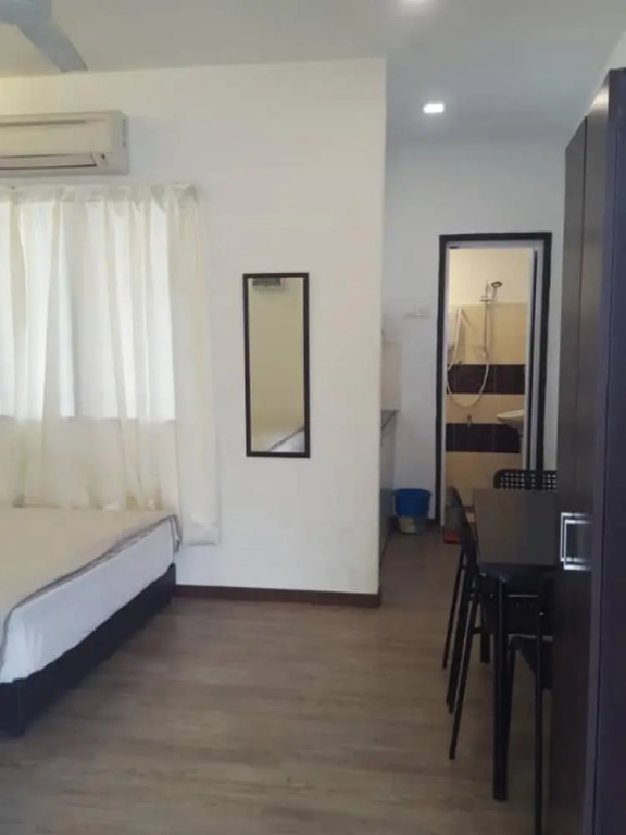 Oyo 90046 Bangi Guest House