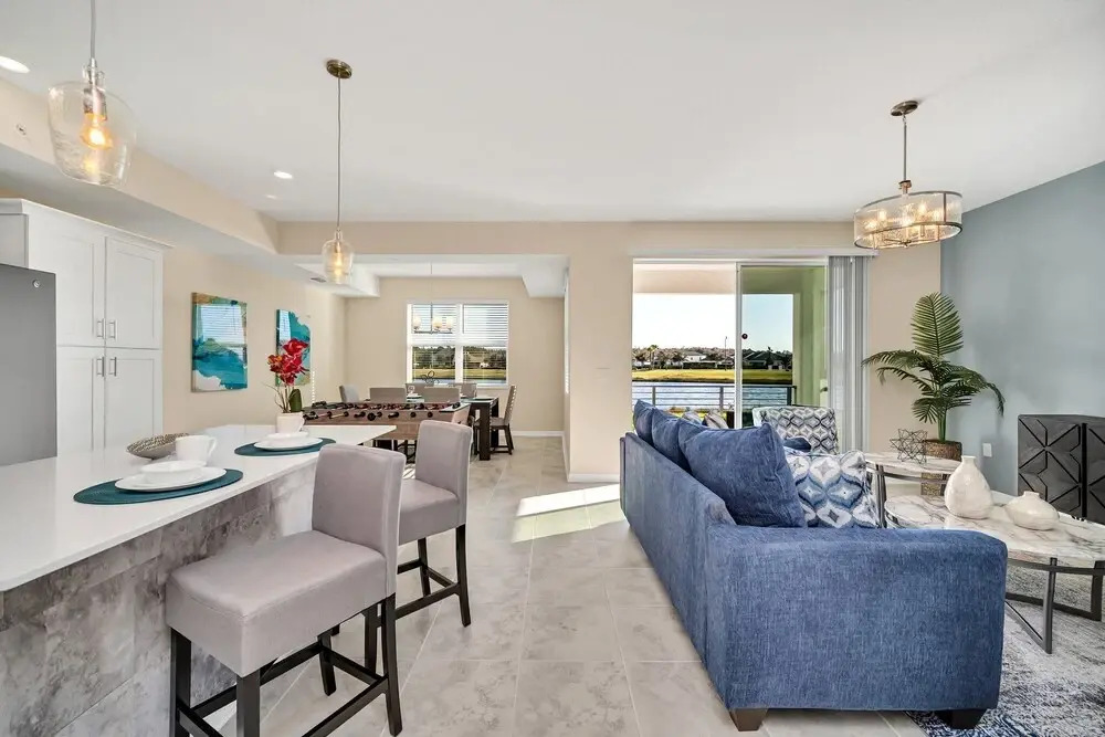Stunning Lakeview Condo w FREE Resort Access