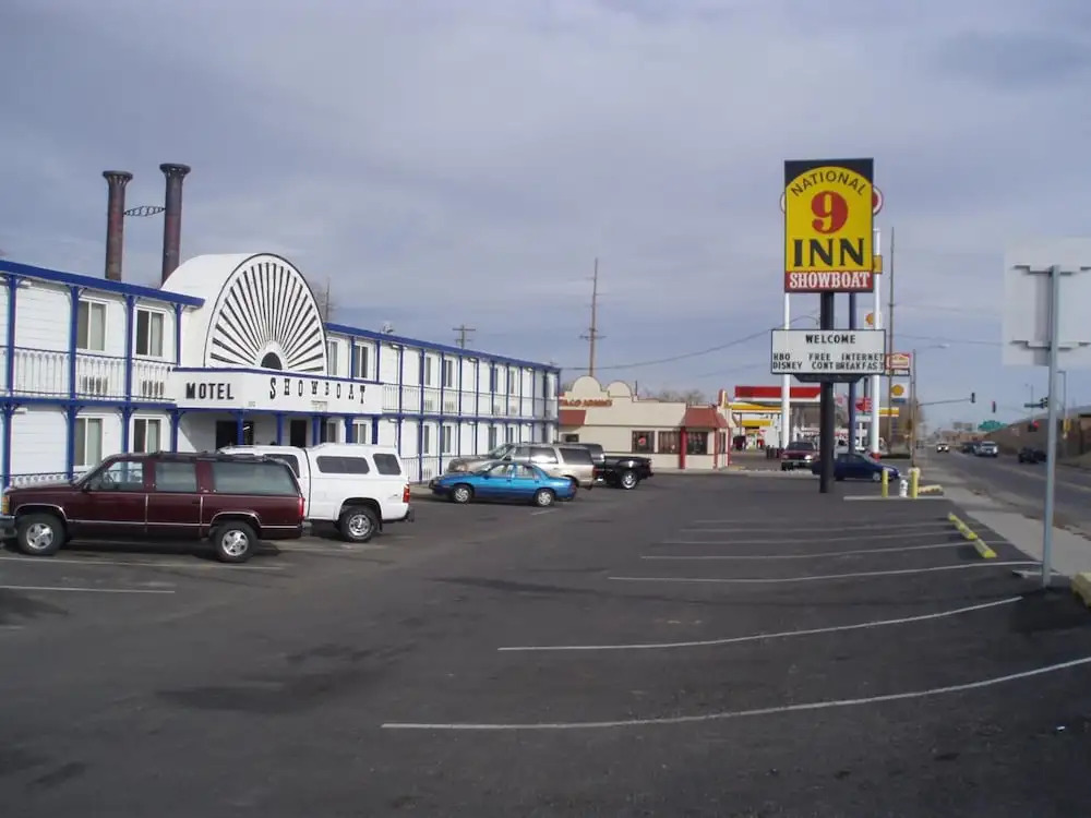 National 9 Inn Casper - Showboat