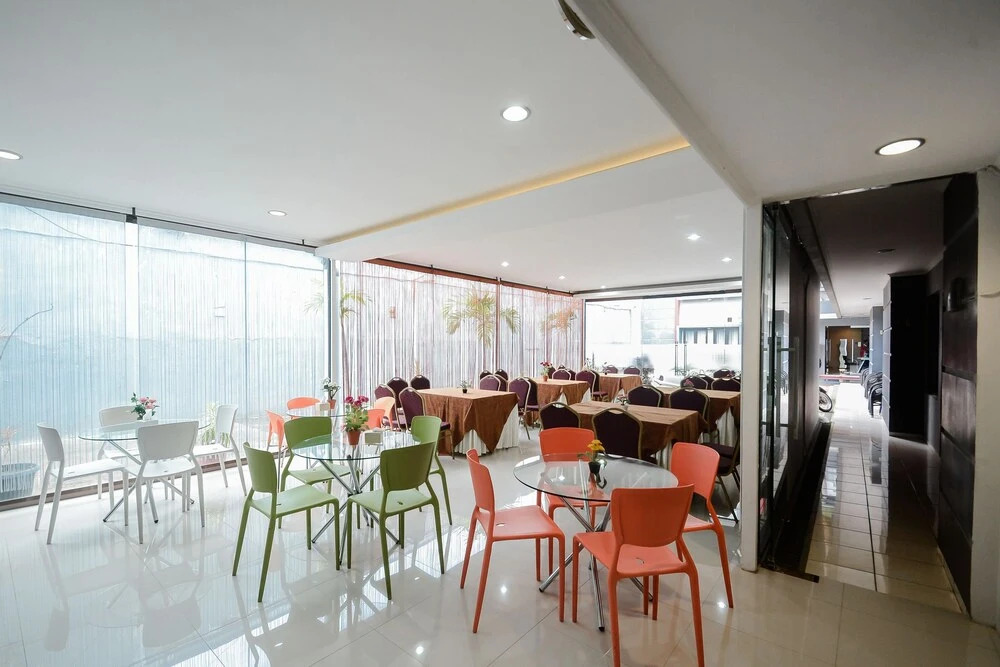 Airy Kesambi Tuparev 107 Cirebon