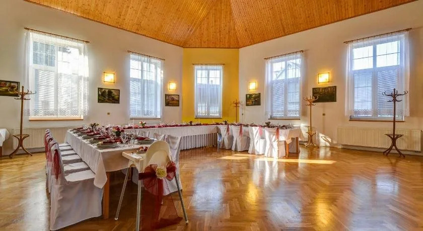 Penzion a restaurace U Nováků