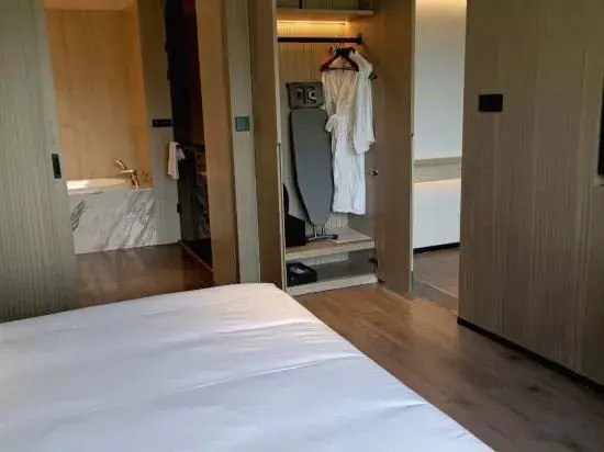Yunlu Hotel (Southwest International Trade City, Guanshanhu District, Guiyang)