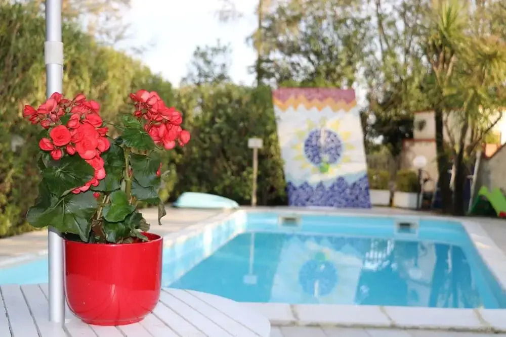 Edri beach house - Villa con piscina