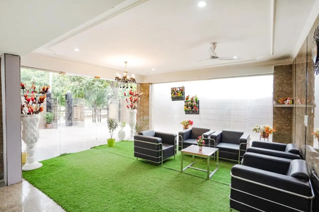 Hotel Vasudha Inn-Near International Airport Delhi