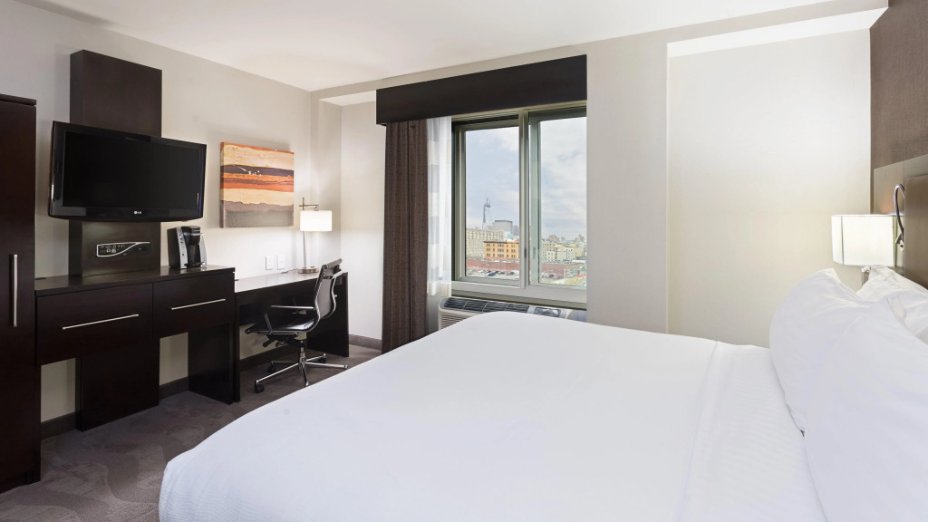 Holiday Inn Lower East Side by IHG