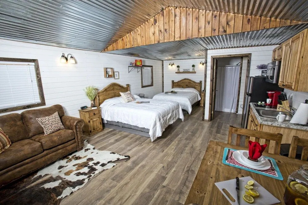 Stateline Cabin
