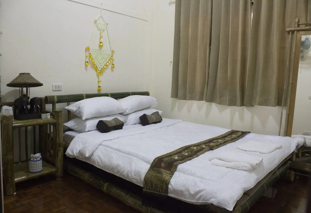 Aiyares Chalet Chiangmai