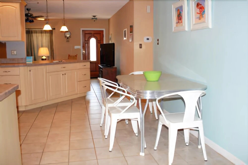 Beach Escape #52253 - 3 Br Home