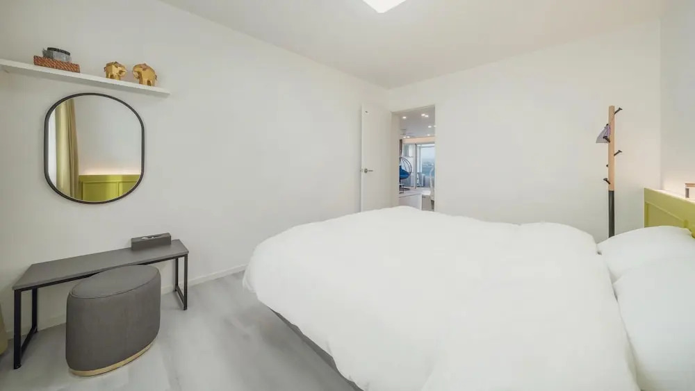 Pohang Etoile Poolvilla