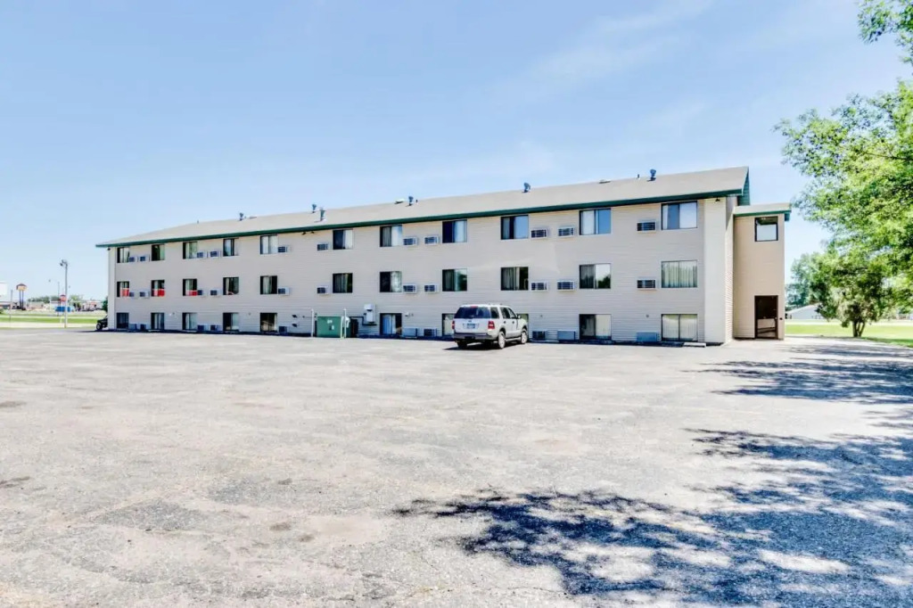 Super 8 Albert Lea Mn