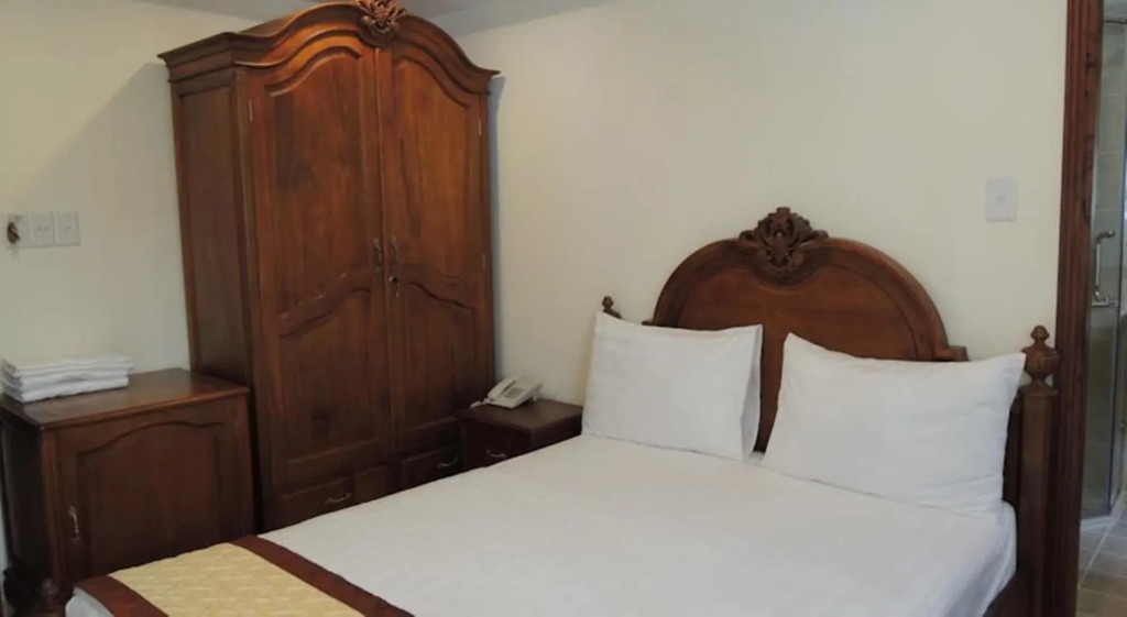 Golden View Hotel
