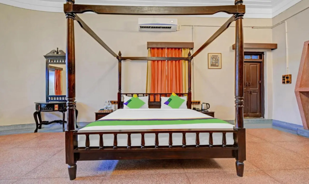 Treebo The Regal House, Near Fateh Sagar Lake