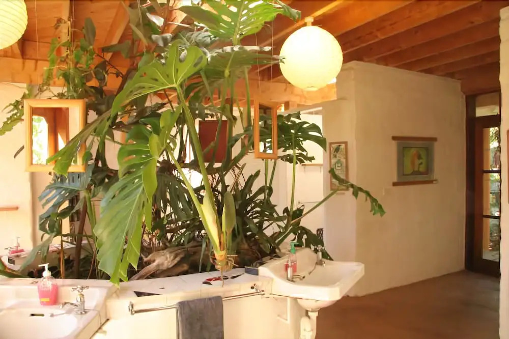 Sans Souci Inn