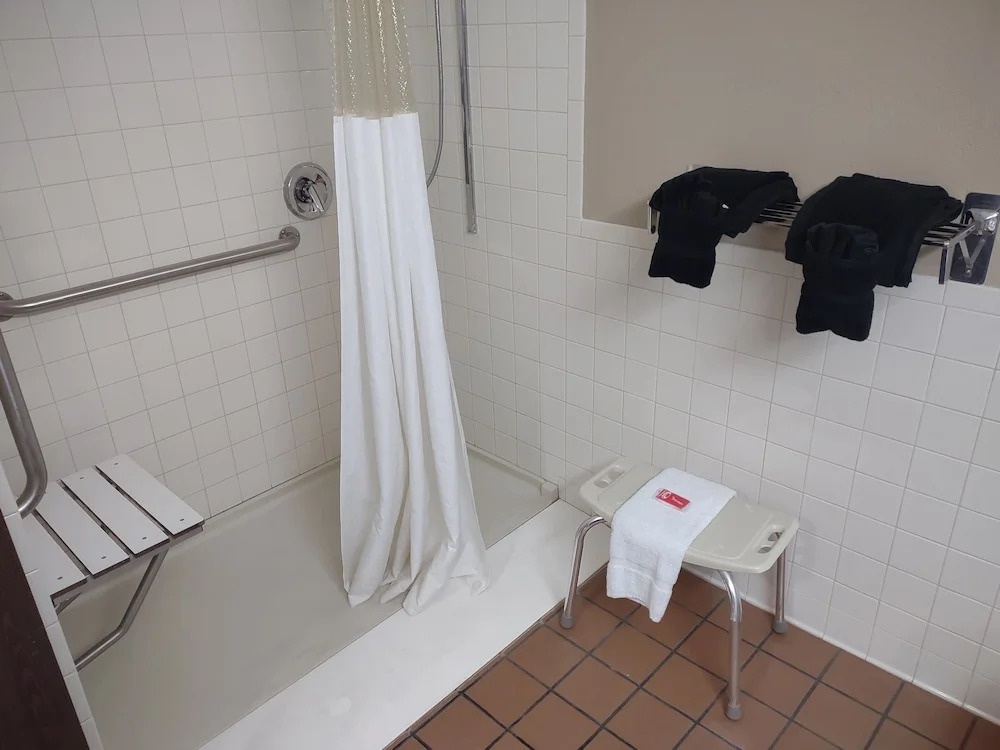 Americas Best Value Inn Concordia