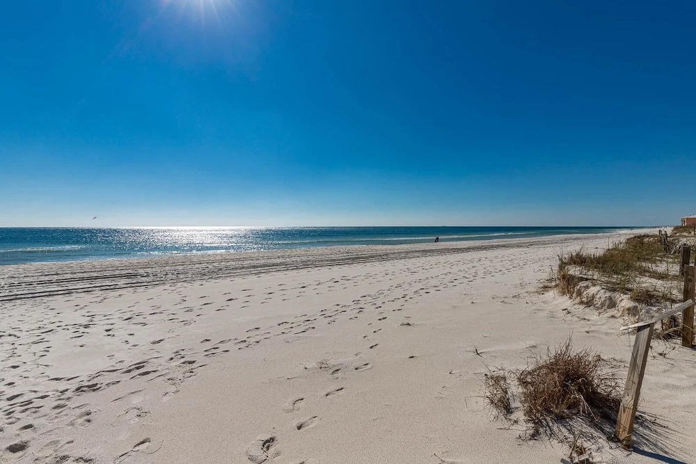 Driftwood Towers 5e 2 Bedroom Condo