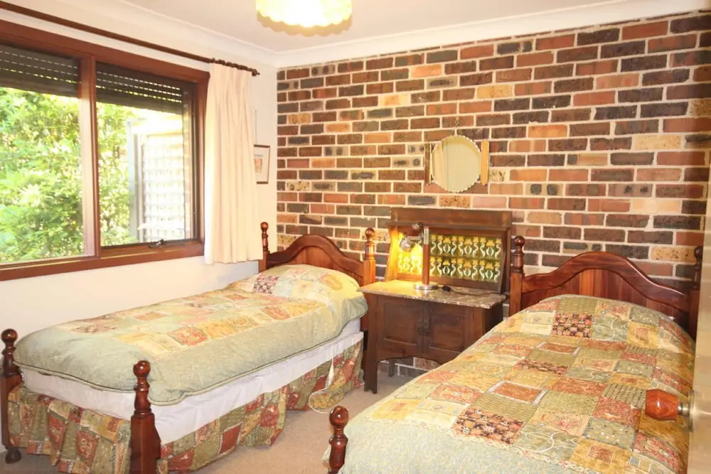 Rosella Retreat