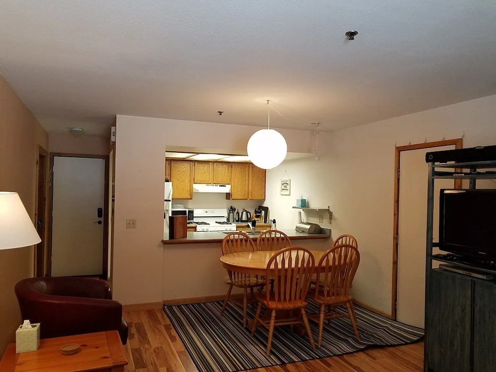 Skier`s The Meadows 228 - Sleeps 6 In Beds 1 Bedroom Condo