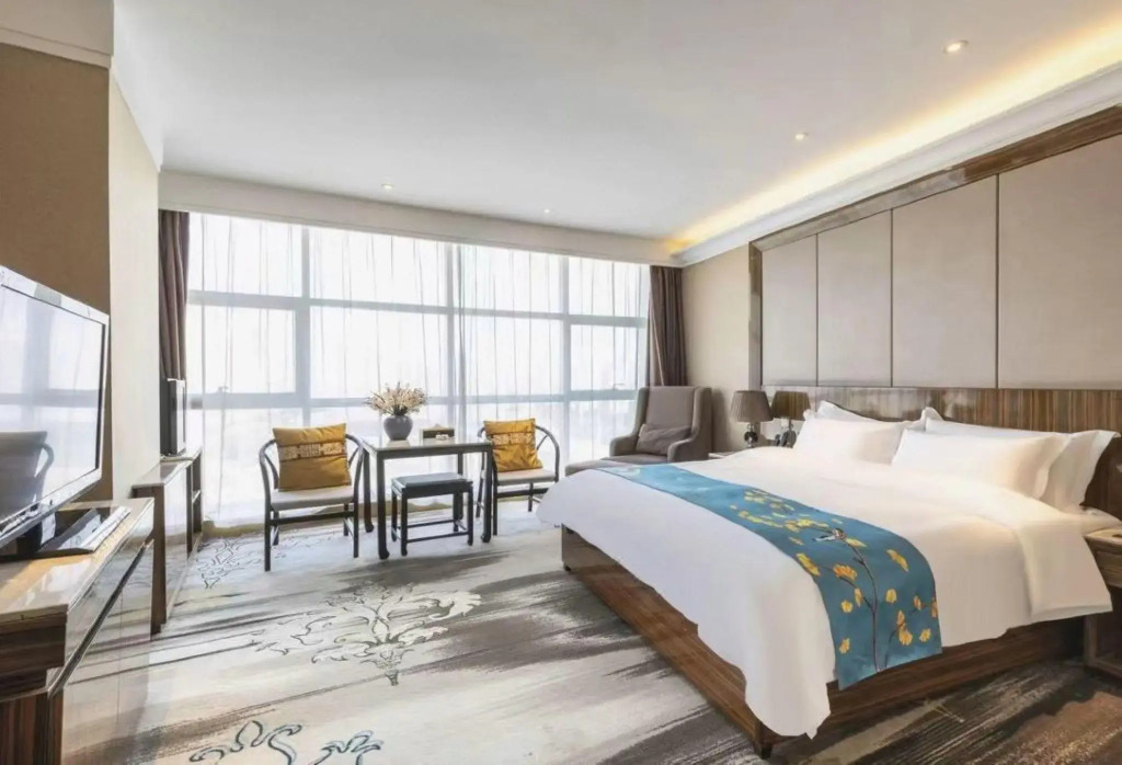 GreenTree Huainan Tianjiaan Square Guangchang road Hotel