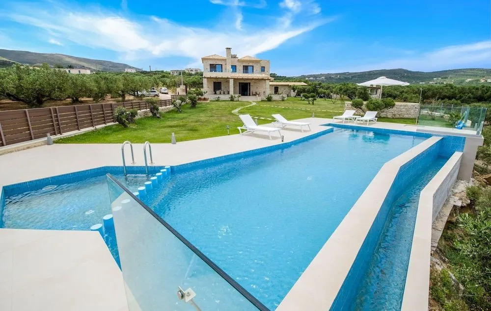 Villa Aloni