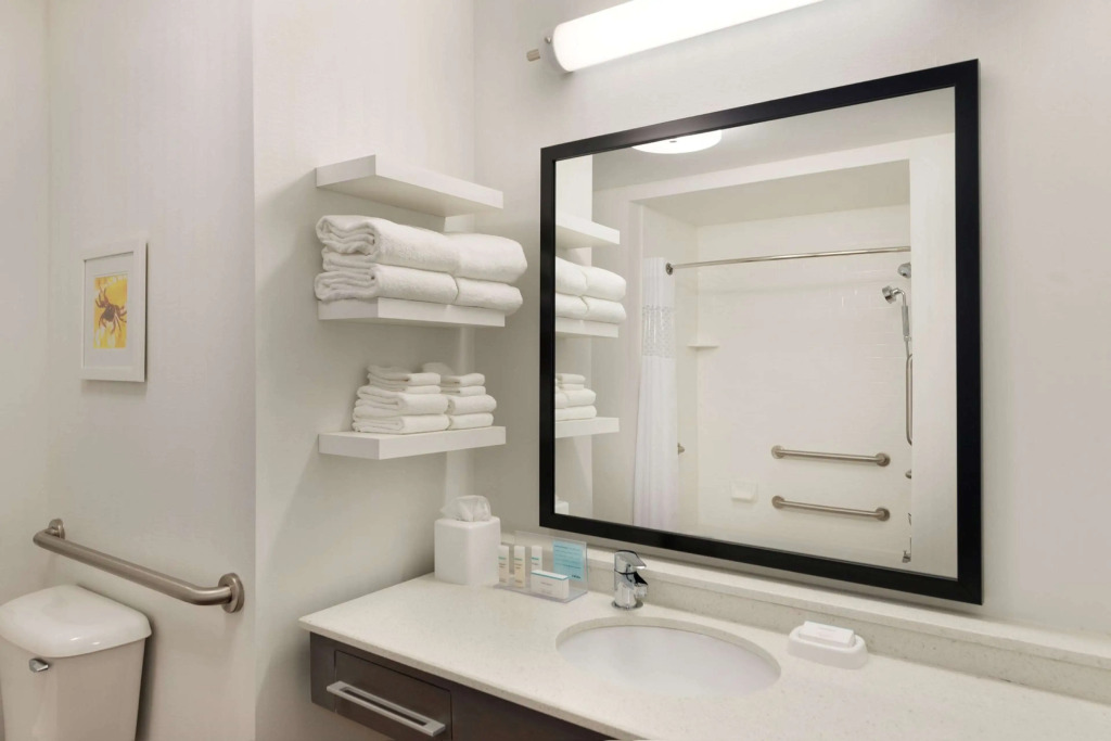 Hampton Inn & Suites - DeLand