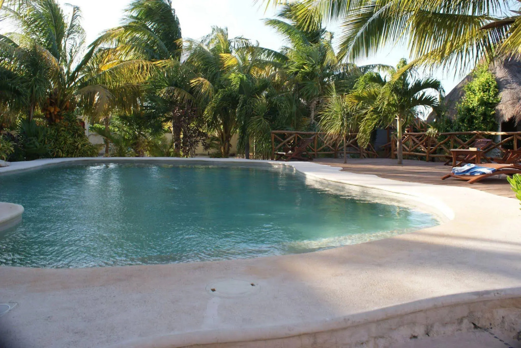 Ensueno Holbox & Beach Club