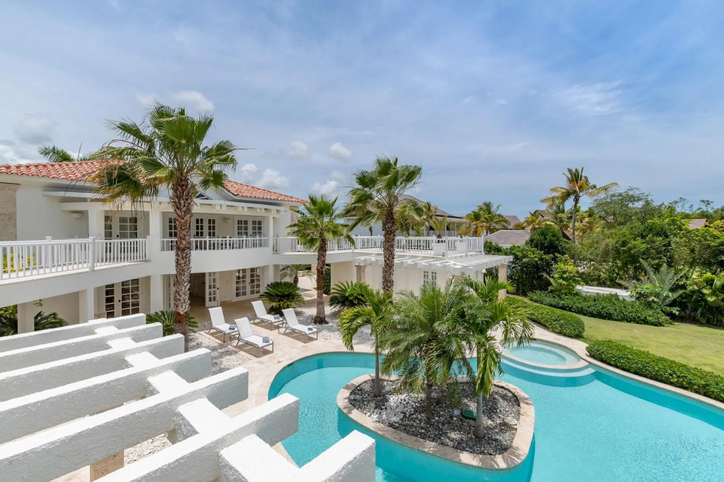 Luxury 2 levels villa for rent at Puntacana Resort & Club - chef, butler, maid, pool