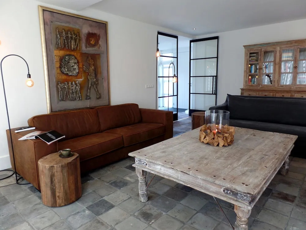 Beautiful Detached 10 Person House Within Walking Distance of the Beach in Ouddorp