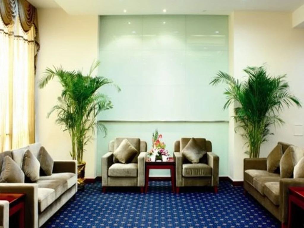 Shanghai Southern Airlines Pearl Hotel