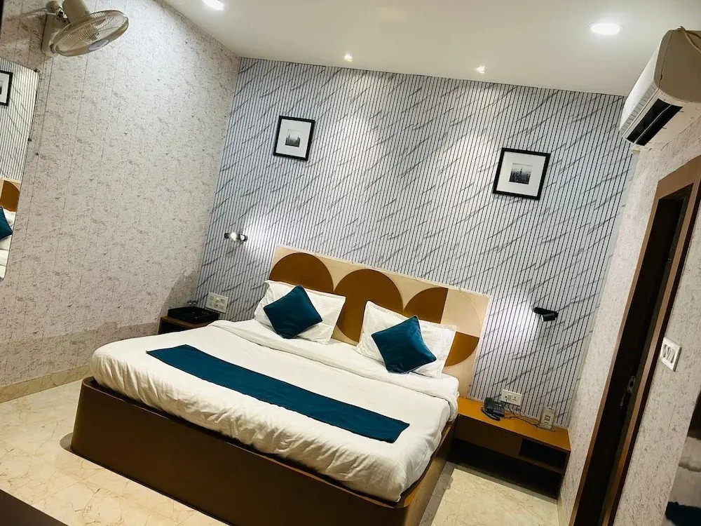 Hotel Aalishan