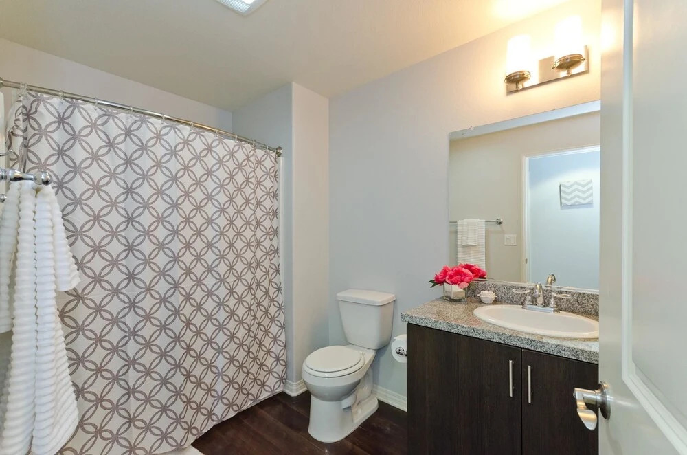LA007 3 Bedroom Apartment By Senstay