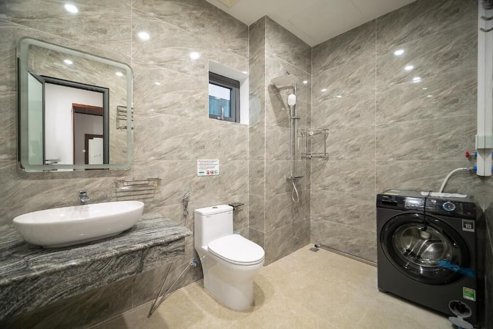 Adam Hotel and Apartment Nha Trang