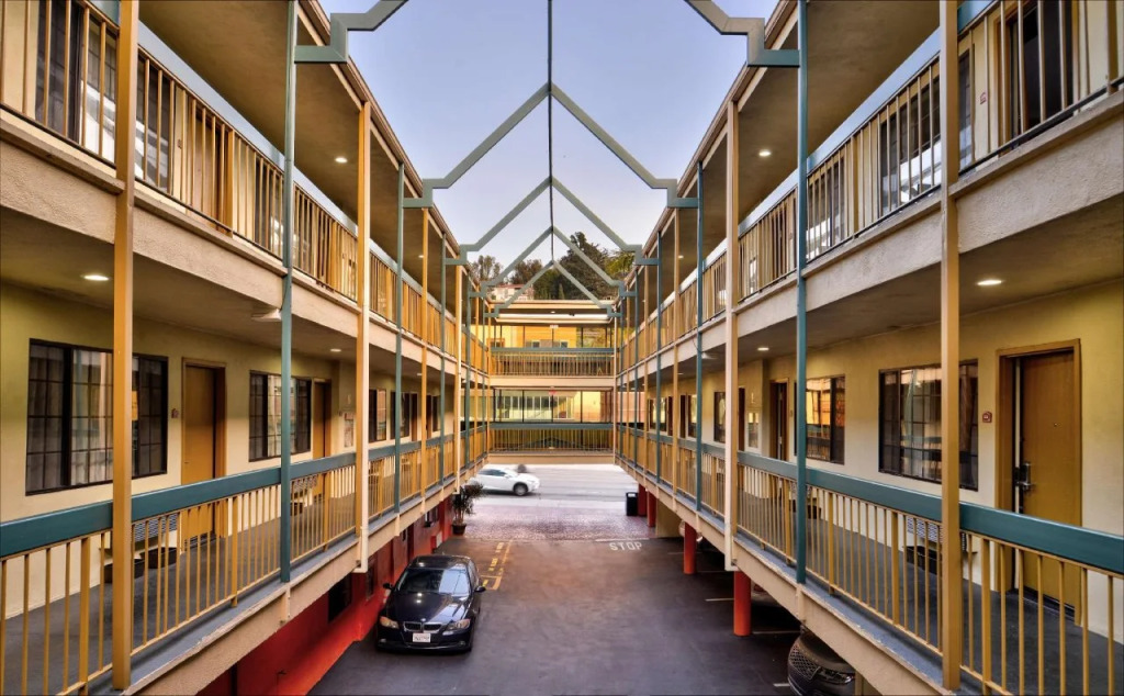 Best Western Hollywood Plaza Hotel - Walk of Fame Film City LA