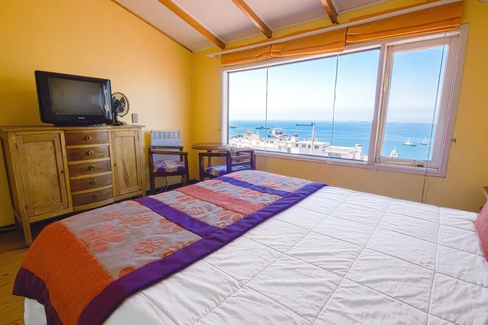 Casa Paseo Atkinson B&B