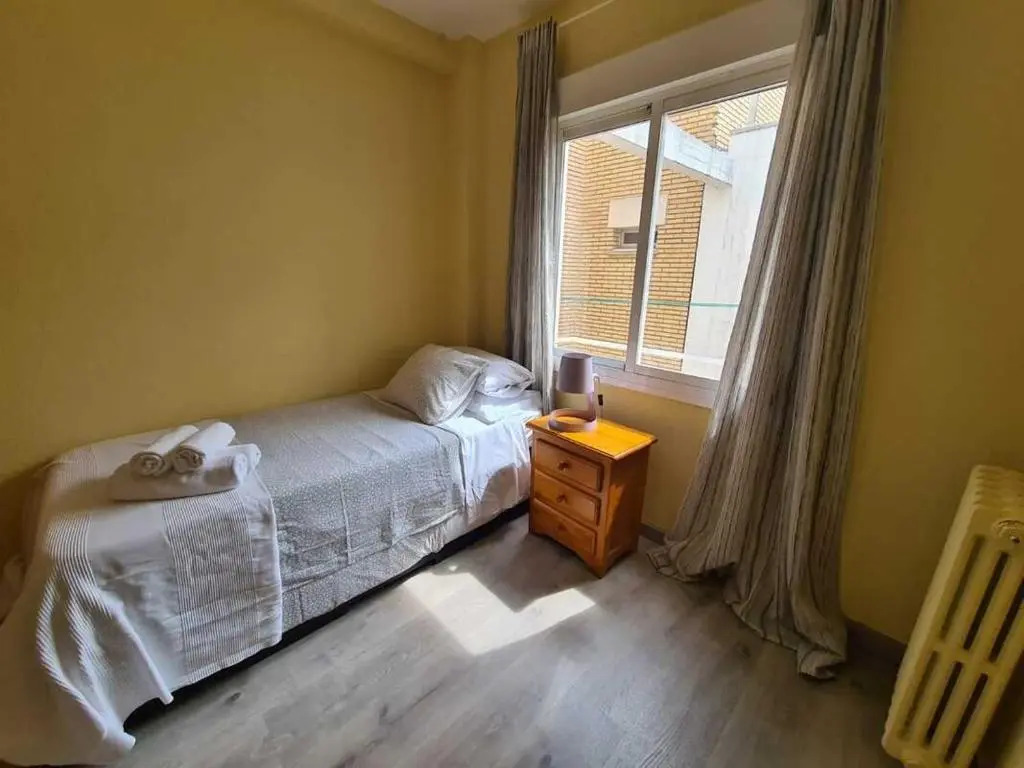 Apartamentos Dos Torres Frodo - Parking privado gratis