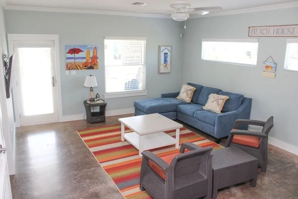 Sandy Craic (Good time) - 4 Br home by RedAwning