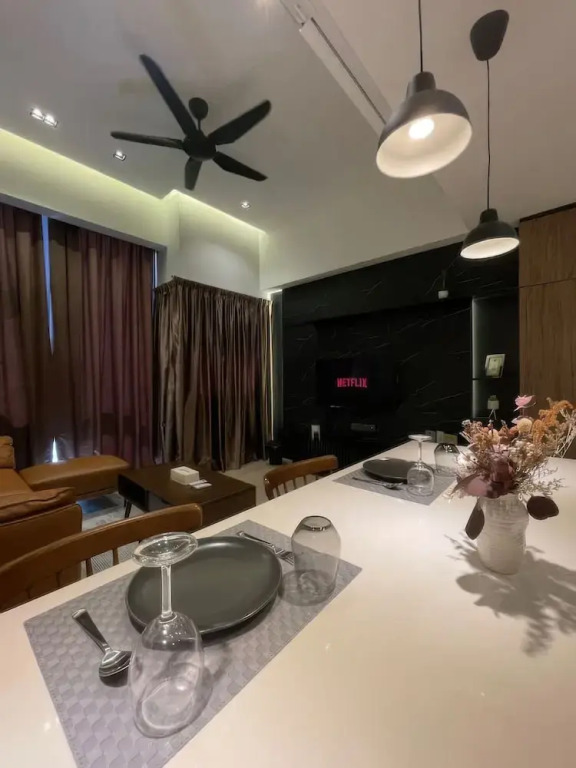 The Mews KLCC by Luxe Residence