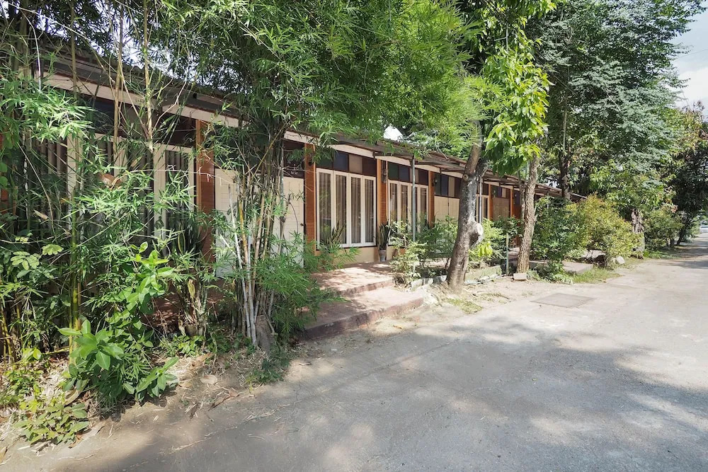 OYO 957 Thai Gallery Home