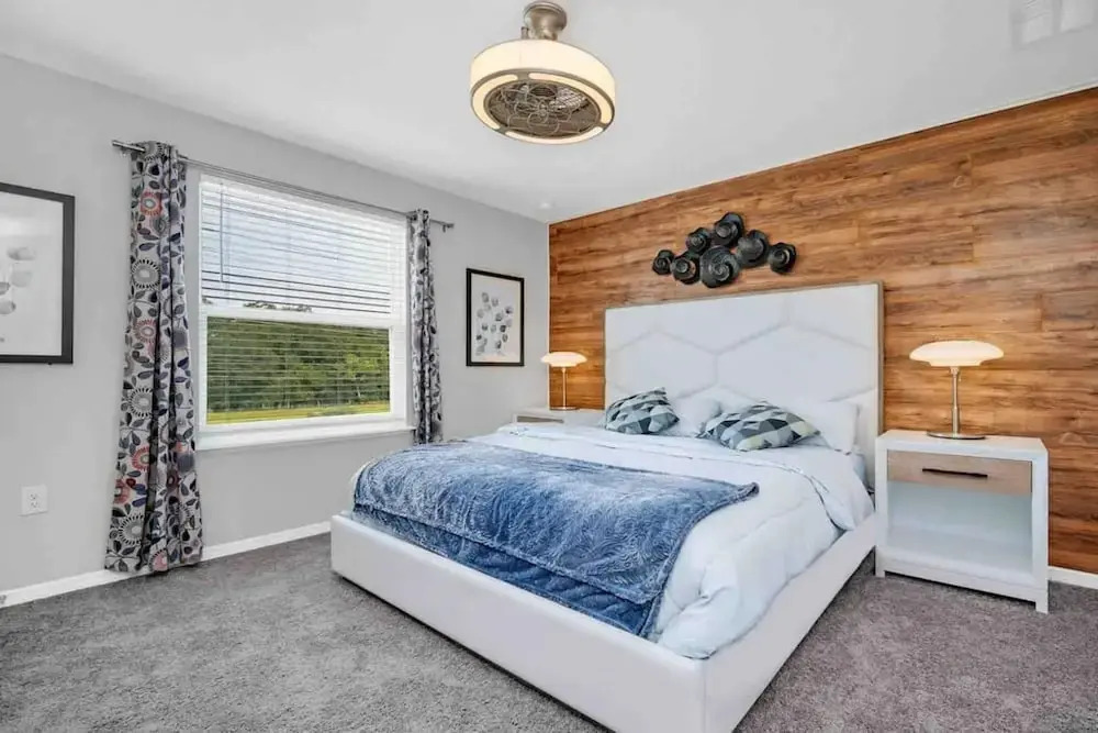 Super Boho Chic Stylish Blend Near Disney