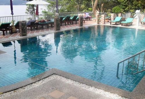 Tri Trang Beachfront Apartments with Stunning Views