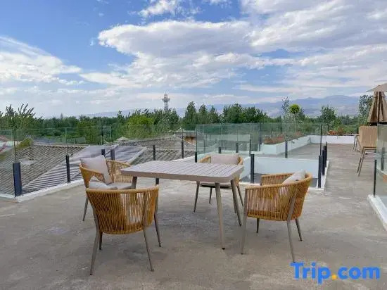 Xichang Qingqi Homestay