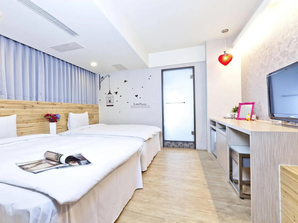 The Longstay Hotel